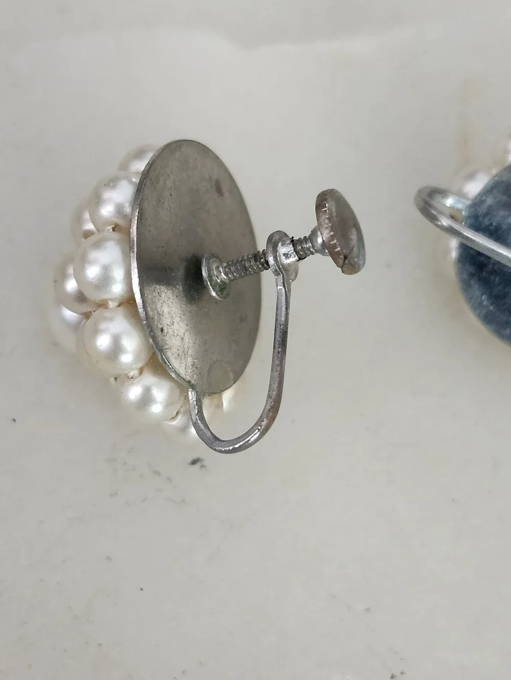 Vtg Classic Faux Pearl Cluster Screw Back Earrings